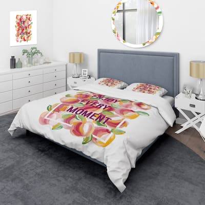 Designart 'Enjoy Every Moment' Traditional Duvet Cover Set