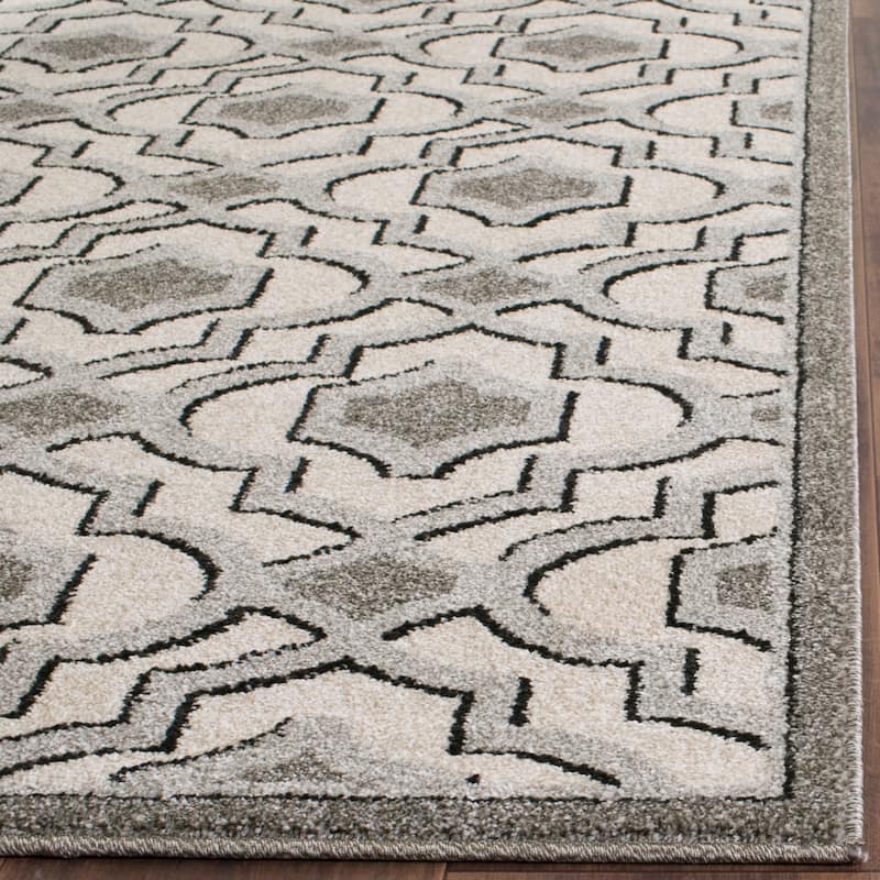 SAFAVIEH Amherst Zefirina Modern Rug