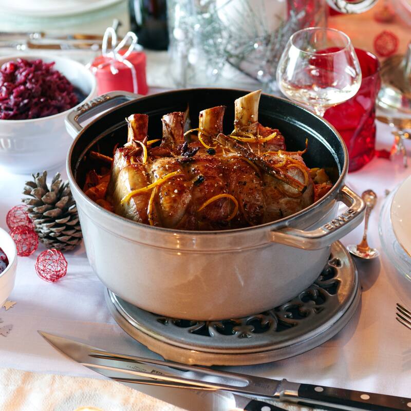 STAUB Cast Iron 5.5-qt Round Cocotte