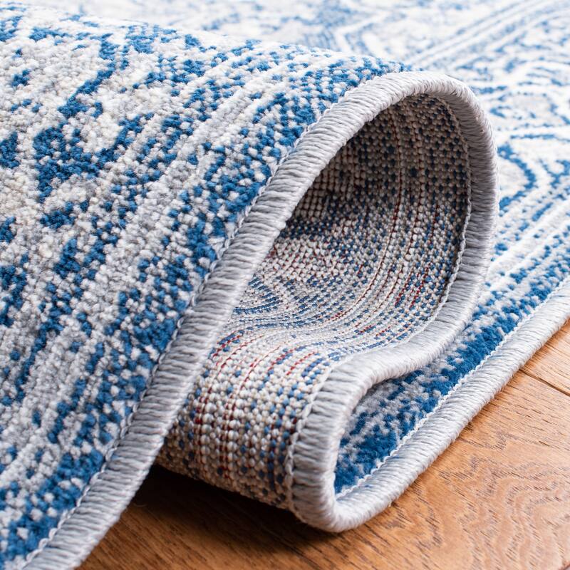 SAFAVIEH Belmont Klasiene Gauri Medallion Rug