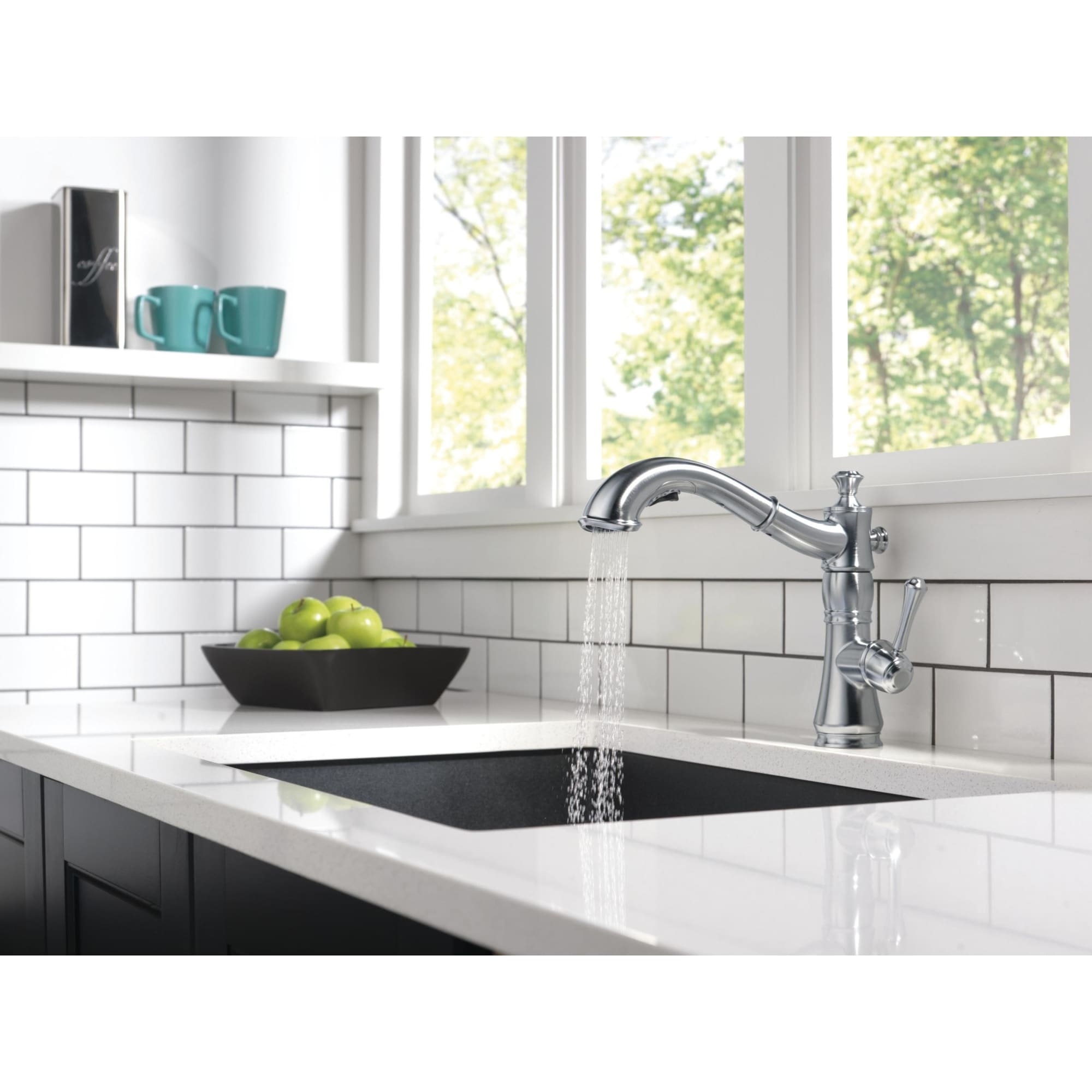 Delta Cassidy Pull-Out Kitchen Faucet - Includes Lifetime ...