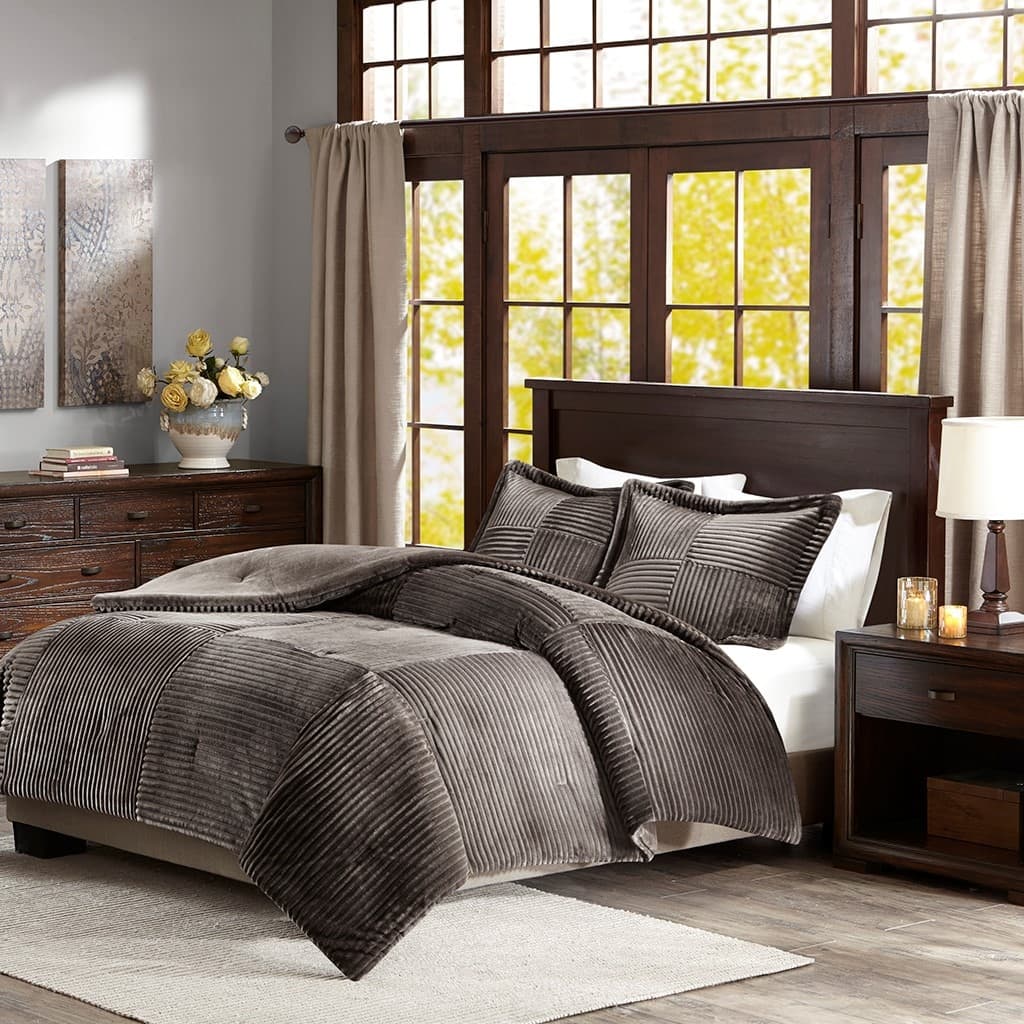 GDF Studio - Parker Plush Down Alternative Comforter Set.
