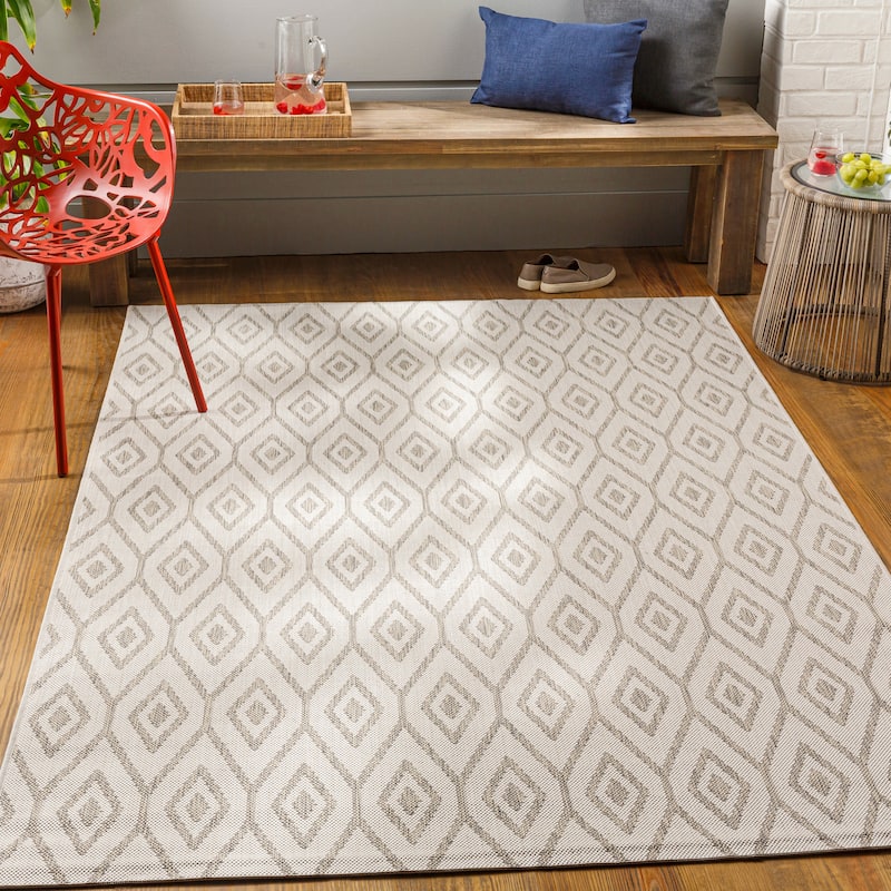 Artistic Weavers Barb Indoor/ Outdoor Diamond Trellis Area Rug