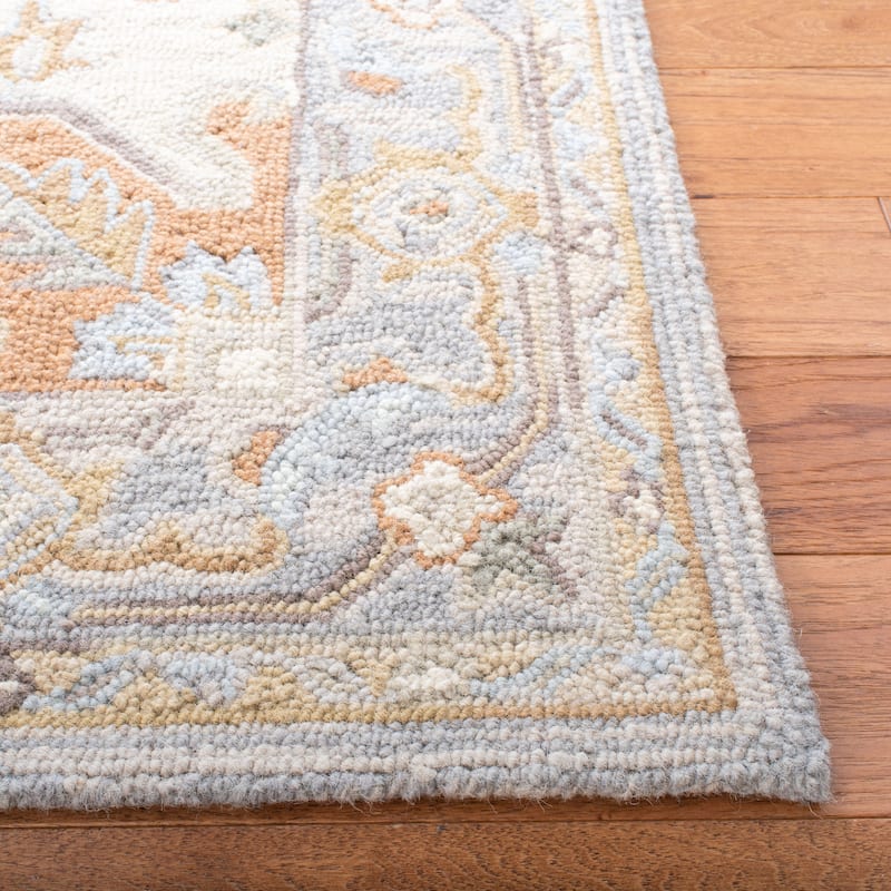 SAFAVIEH Handmade Heritage Shena Traditional Wool Rug