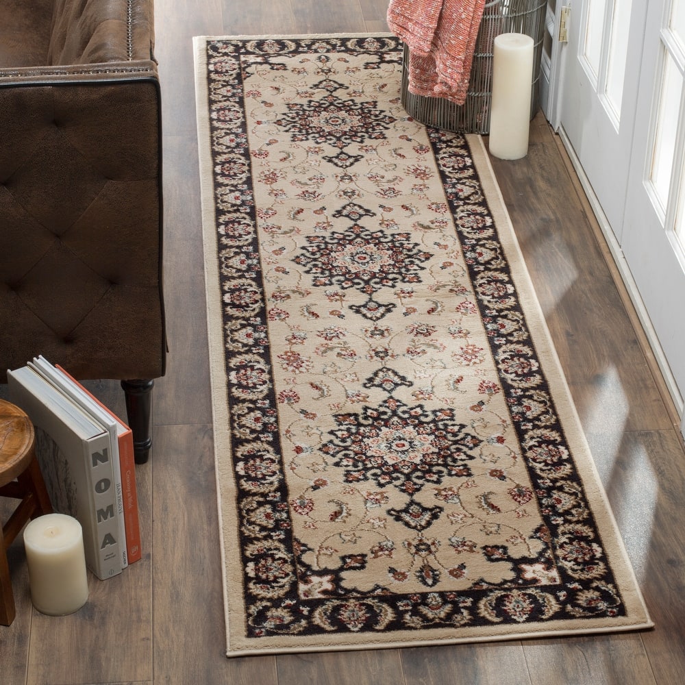 SAFAVIEH Lyndhurst Ardeth Traditional Oriental Rug