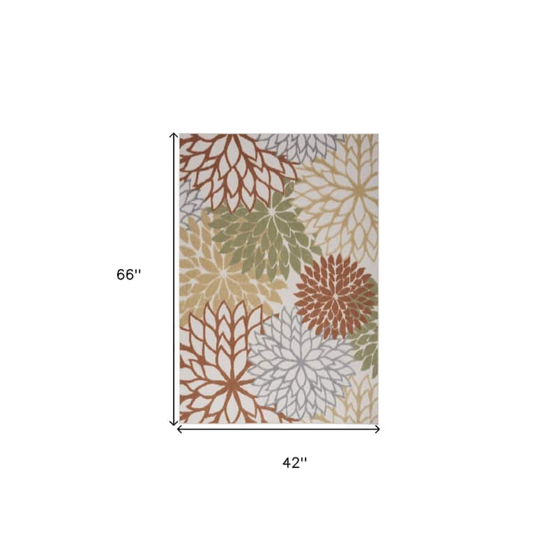 HomeRoots Contemporary Rectangle Outdoor Rug - 4' X 6'