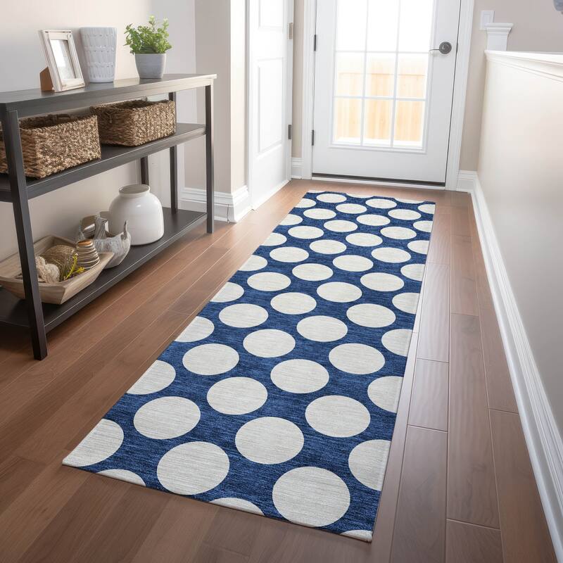 Machine Washable Indoor/ Outdoor Chantille Modern Dots Rug