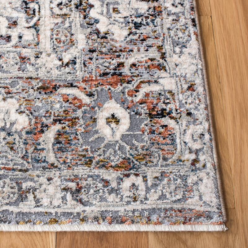 SAFAVIEH Limitee Agnethe Vintage Fringe Rug