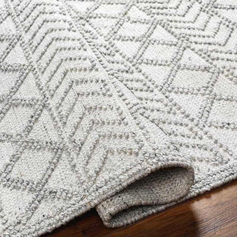 Novenae Handmade Performance Outdoor Safe Area Rug
