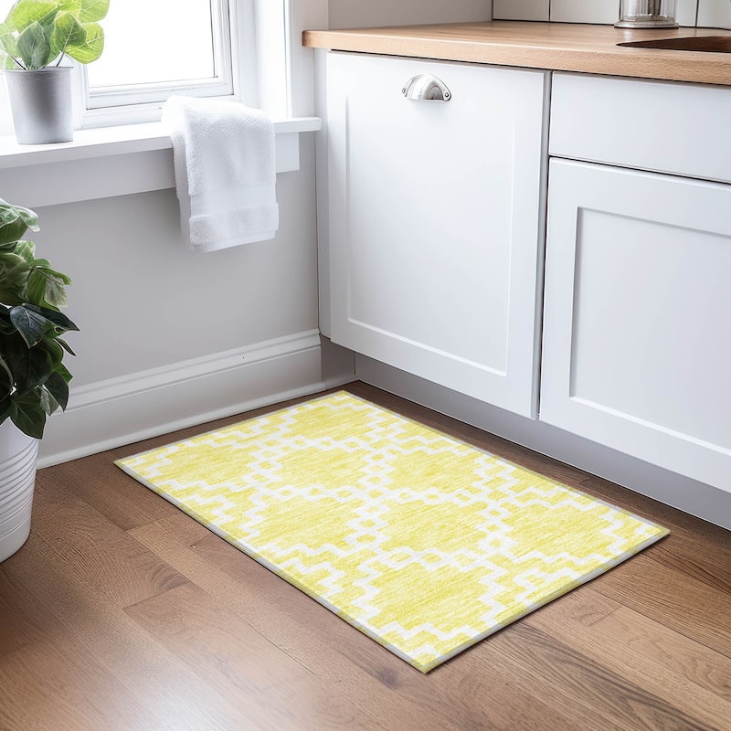 Machine Washable Indoor/ Outdoor Chantille Trellis Geo Rug