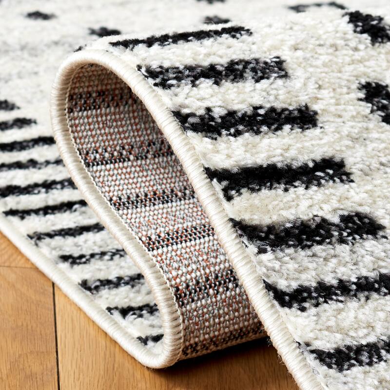 SAFAVIEH Tulum Velma Moroccan Boho Rug
