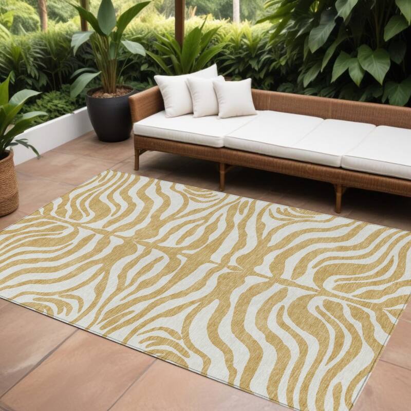 HomeRoots Animal Print Transitional Rectangle Outdoor Rug - 8' X 10'