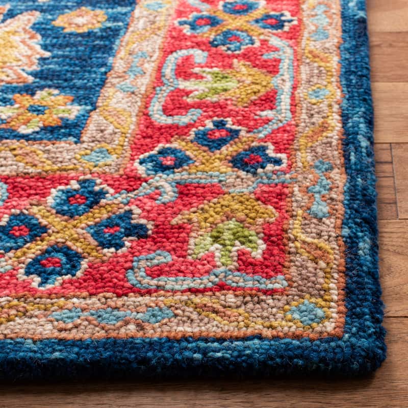 SAFAVIEH Handmade Aspen Anicette Bohemian Wool Rug