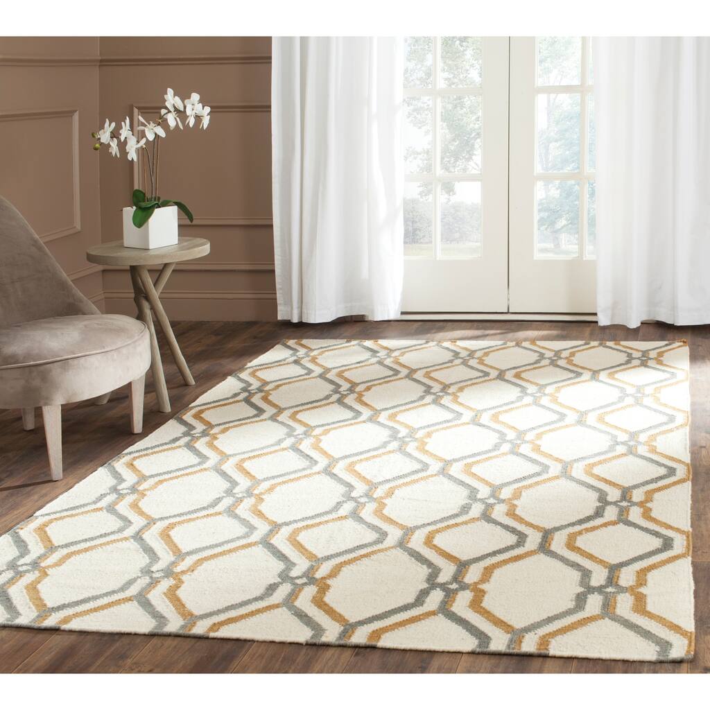 SAFAVIEH Handmade Flatweave Dhurries Phillipa Modern Wool Rug