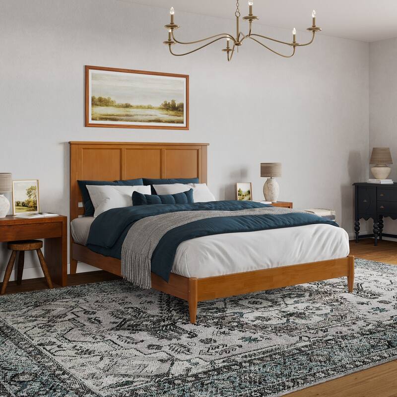 Light Toffee Solid Wood Queen Low Profile Platform Bed with USB Turbo Charger and Classic Frame Design