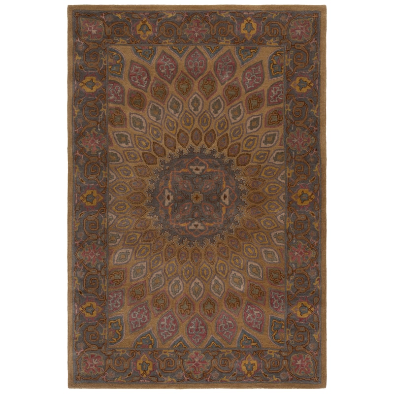 SAFAVIEH Handmade Heritage Wayfarer Traditional Oriental Wool Rug - 6' x 9' - Light Brown/Grey
