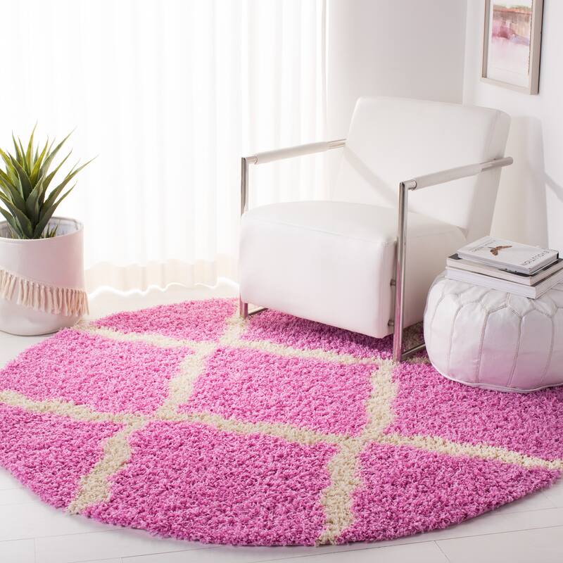 SAFAVIEH Dallas Shag Hacer Trellis 1.5-inch Thick Rug - 6' x 6' - Pink/Ivory - Runner/Round