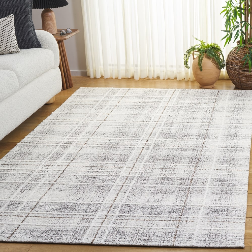 SAFAVIEH Handmade Genre Relika Wool Rug