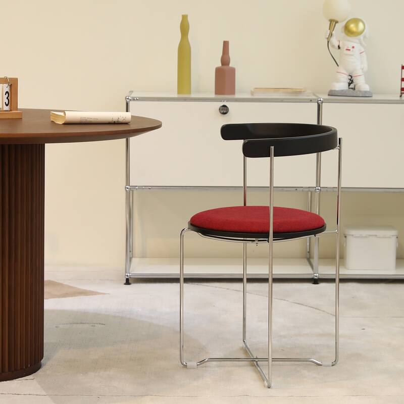 Folding Chair with Modern Design