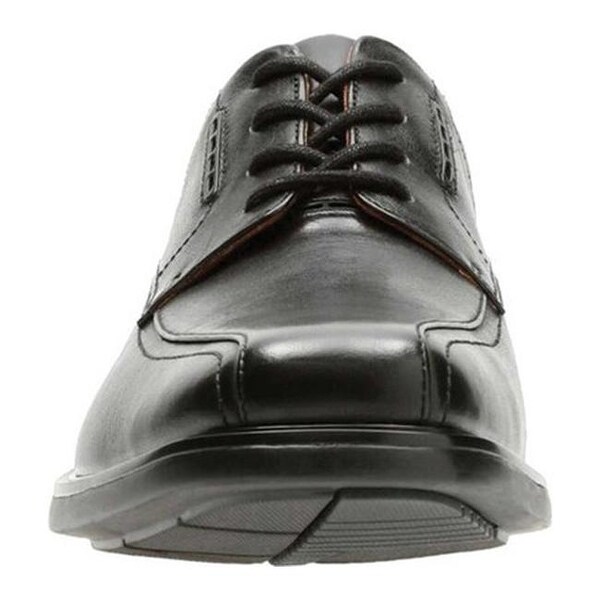 clarks unkenneth way