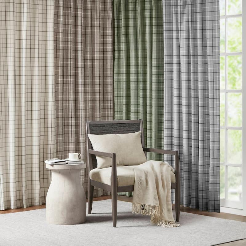 Madison Park Anaheim Plaid Rod Pocket and Back Tab Single Curtain Panel with Fleece Lining