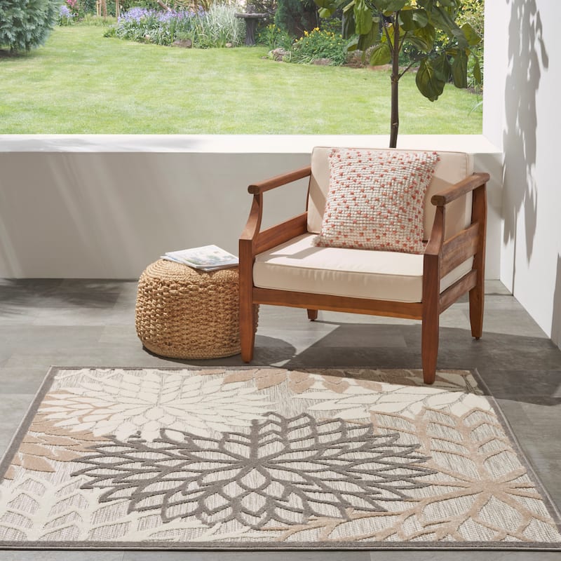Nourison Aloha Floral Modern, Indoor/Outdoor Area Rug - 5' x Square - Natural