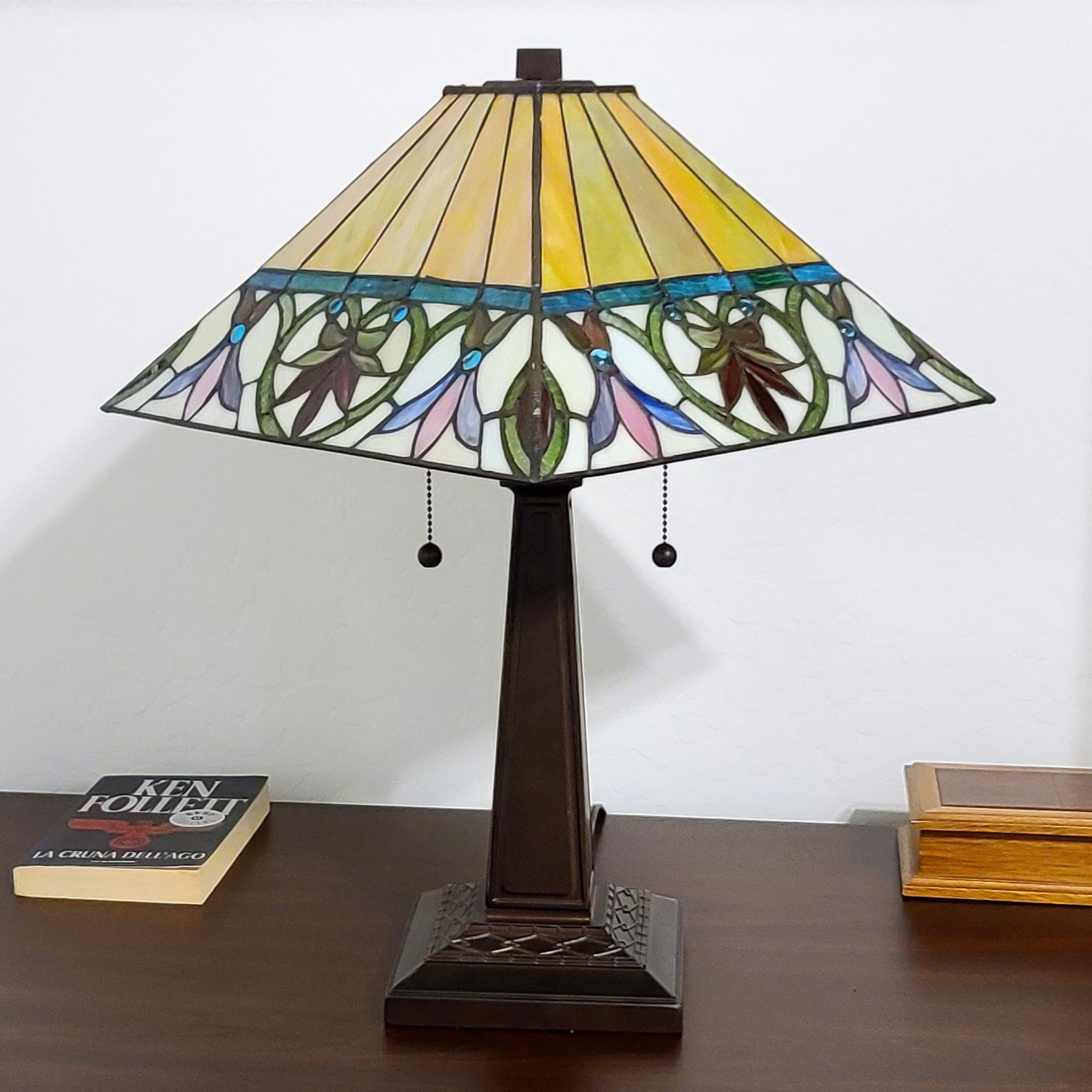 mission style stained glass table lamp