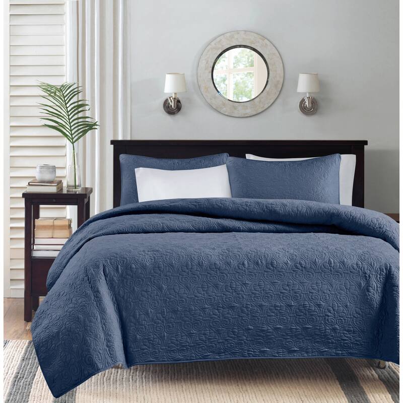 Madison Park Mansfield Reversible Quilt Set - Navy - Queen