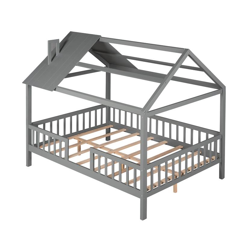 Pine House Bed with Fence & Chimney Roof