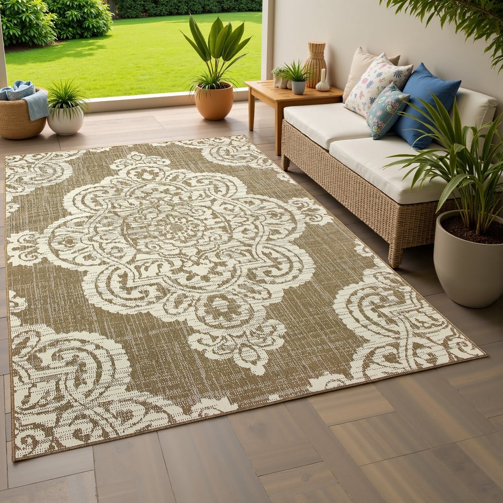 Style Haven Marianna Center Medallion Loop Pile Indoor Outdoor Rug