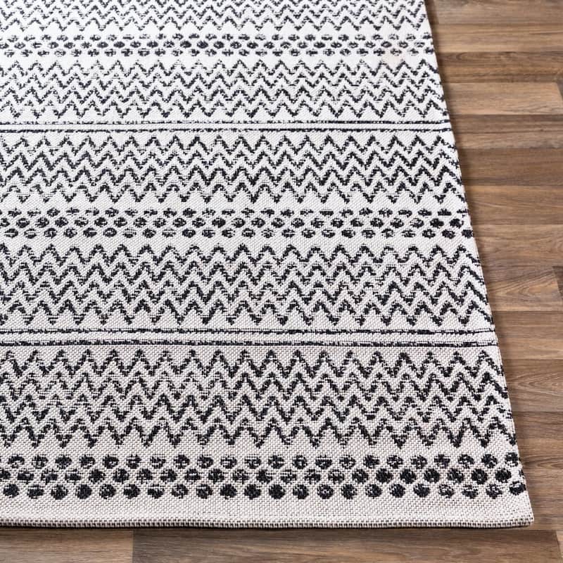 Livabliss Peggie Moroccan Chevron Cotton Area Rug