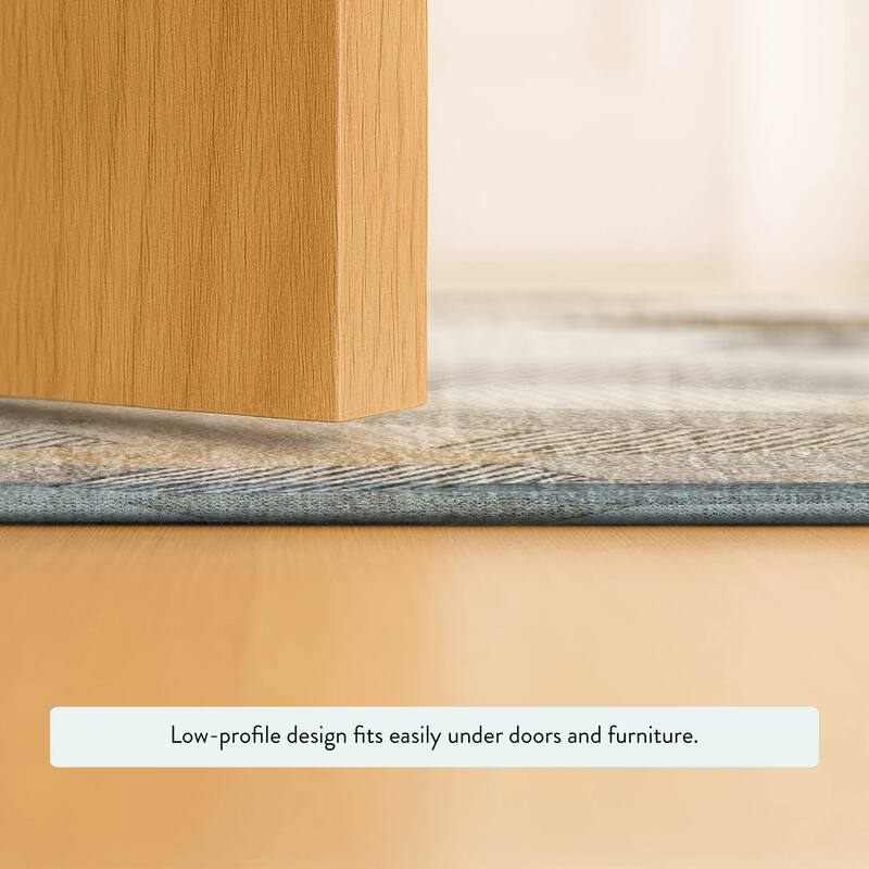 Machine Washable Indoor/ Outdoor Modern Loyd Chantille Rug