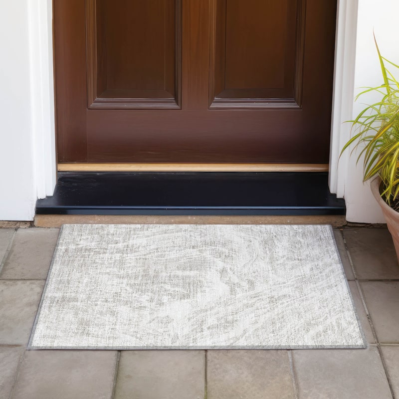 Machine Washable Indoor/ Outdoor Modern Abstract Chantille Rug - Beige - 1'8" x 2'6"