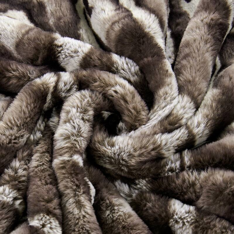 Tip Printing Light Fauxfur Throw