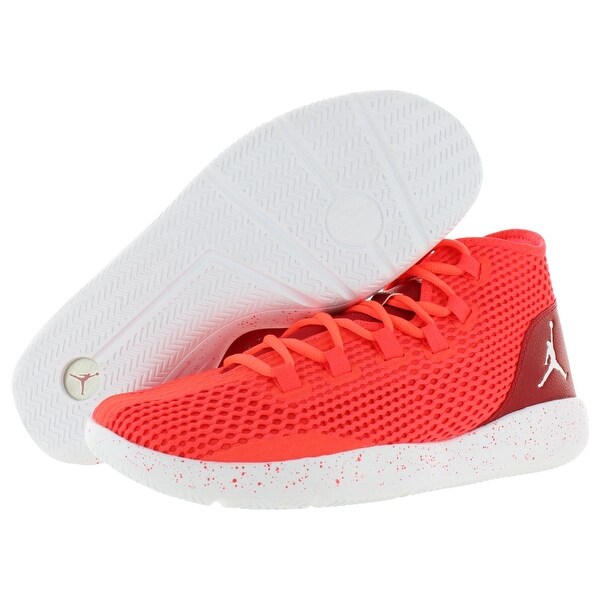 lightest weight basketball shoes