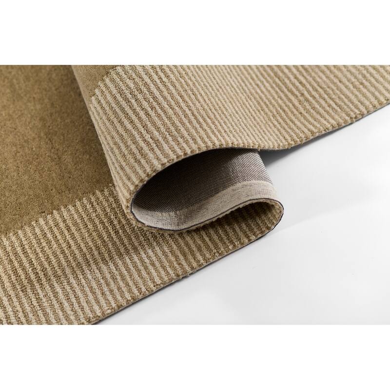 Momeni Everett Border Design Hand Tufted Wool Area Rug