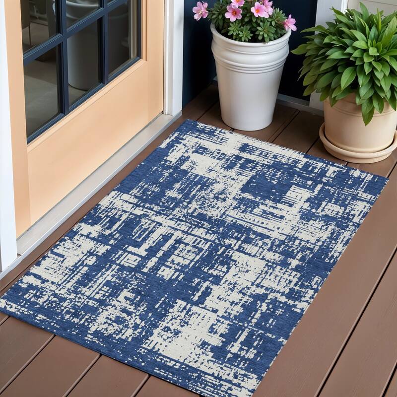 HomeRoots Abstract Transitional Rectangle Outdoor Rug - 3' x 5'