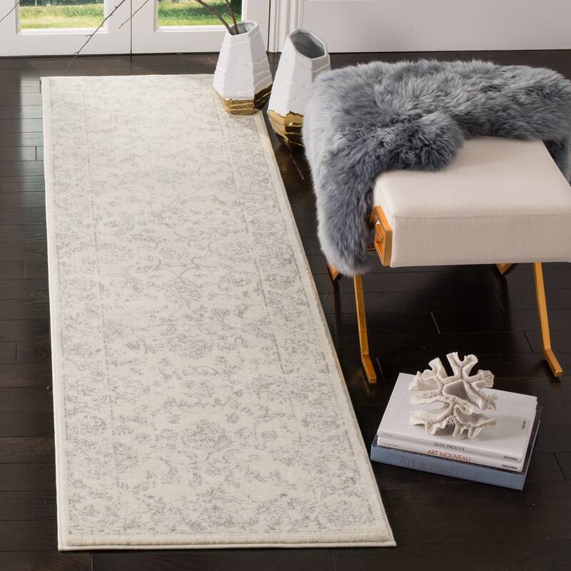 SAFAVIEH Carnegie Anara Modern Distressed Oriental Rug - 2'3" x 6' Runner - Cream/Grey