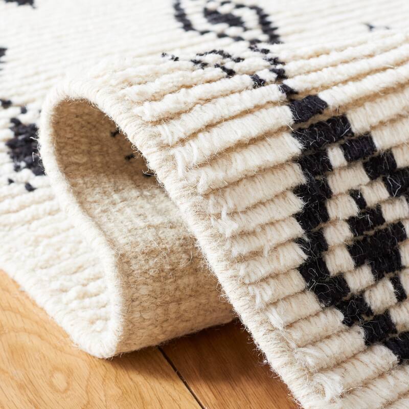 SAFAVIEH Hand-Knotted Kenya Caong Moroccan Tribal Boho Wool Rug