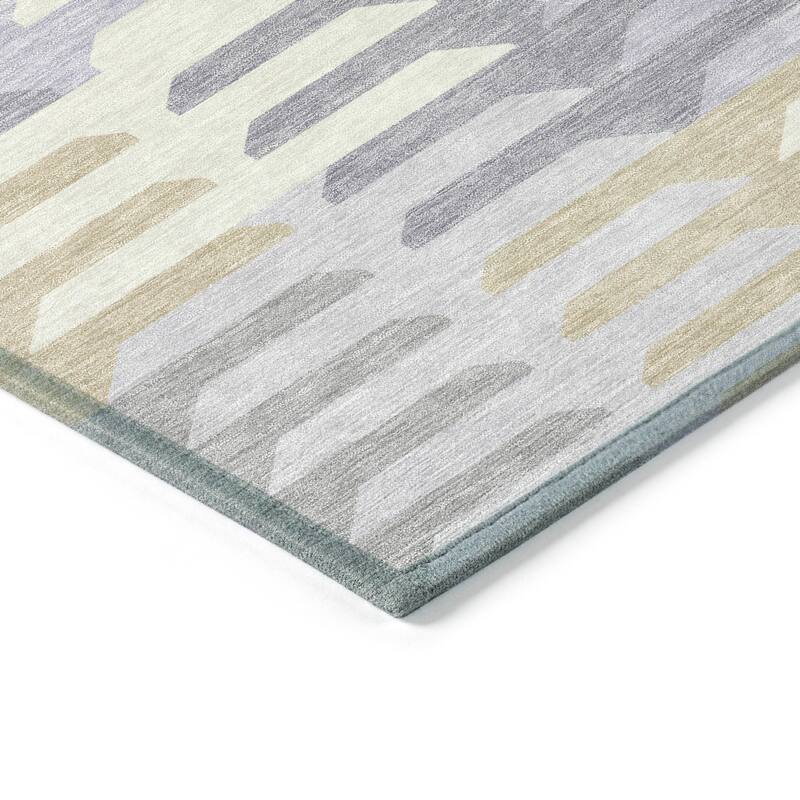 Machine Washable Indoor/ Outdoor Modern Stacks Chantille Rug