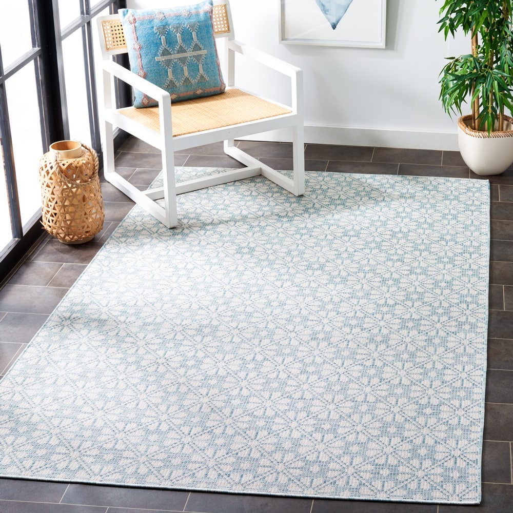 Martha Stewart by SAFAVIEH Matty Indoor/ Outdoor Rug