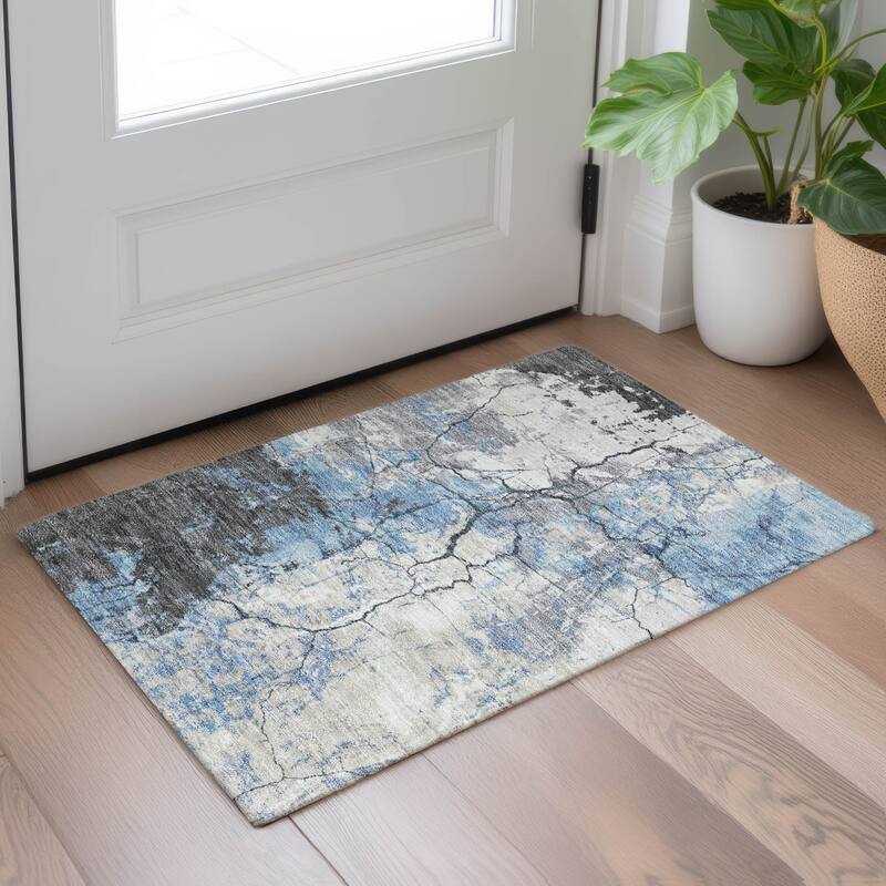 Machine Washable Indoor/ Outdoor Modern Crackle Chantille Rug