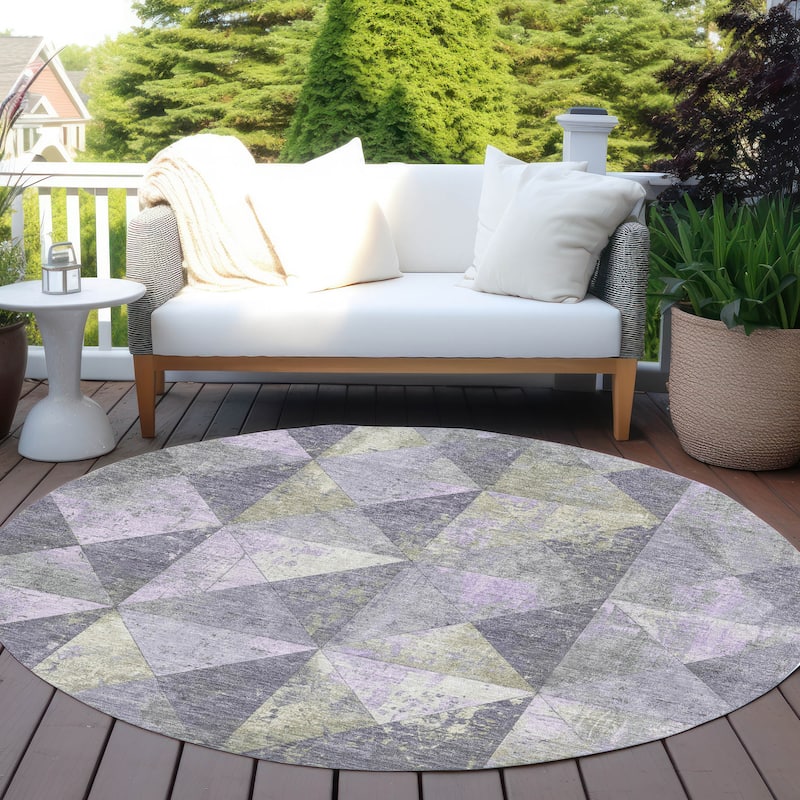 Machine Washable Indoor/ Outdoor Contemporary Diamonds Chantille Rug