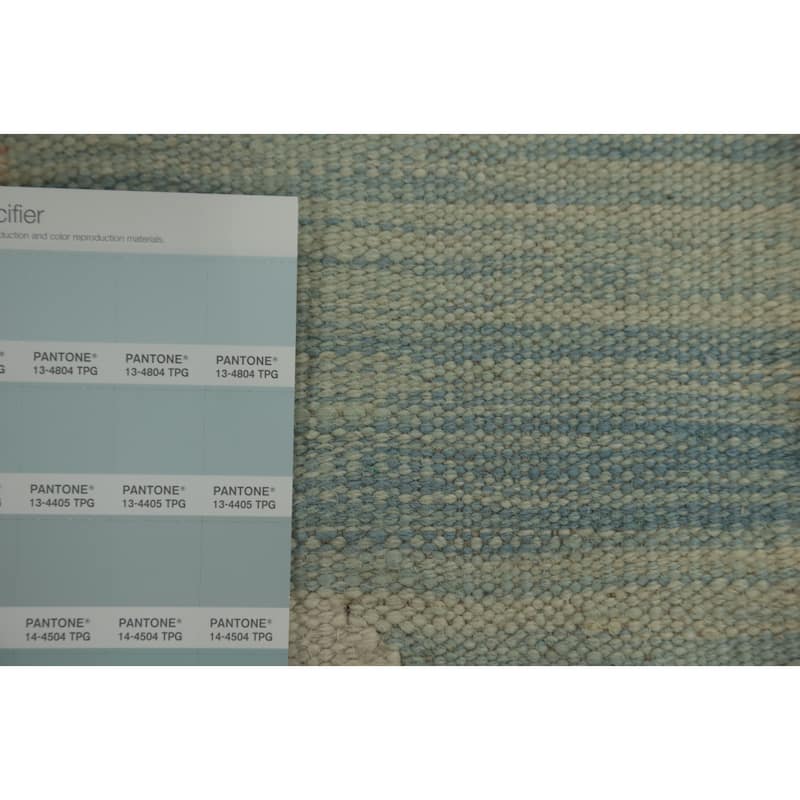 Hand Woven Southwestern Wool Blue Geometric Area Rug - 8' 2'' X 4' 9''