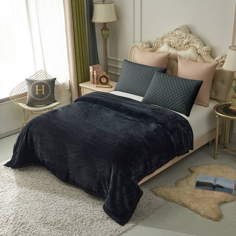 Thicken Reversible Solid Mink Fleece Blanket Fuzzy Cozy Bed Blanket for Couch Camping - 79" x 91"- 3.5 LB - Black