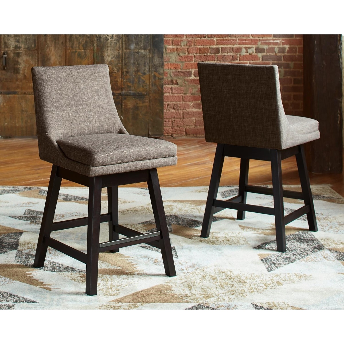 Signature Design by Ashley Tallenger Upholstered Swivel Bar Stool (Set of 2)