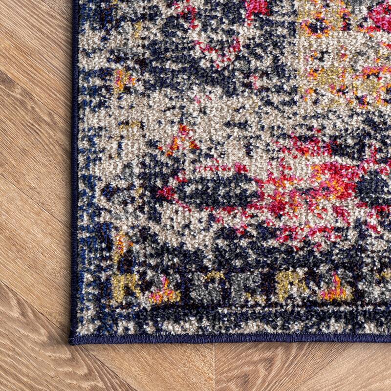 Nuloom Vintage Medallion Veronica Area Rug