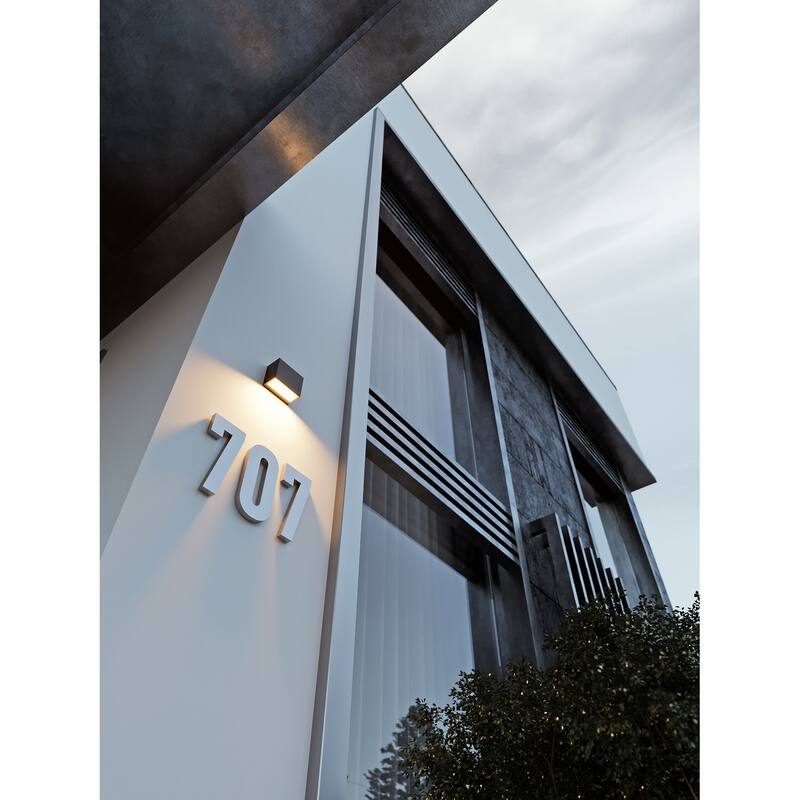 AFX DKTW0504LAJUD Dakota 4" Tall LED Outdoor Wall Sconce