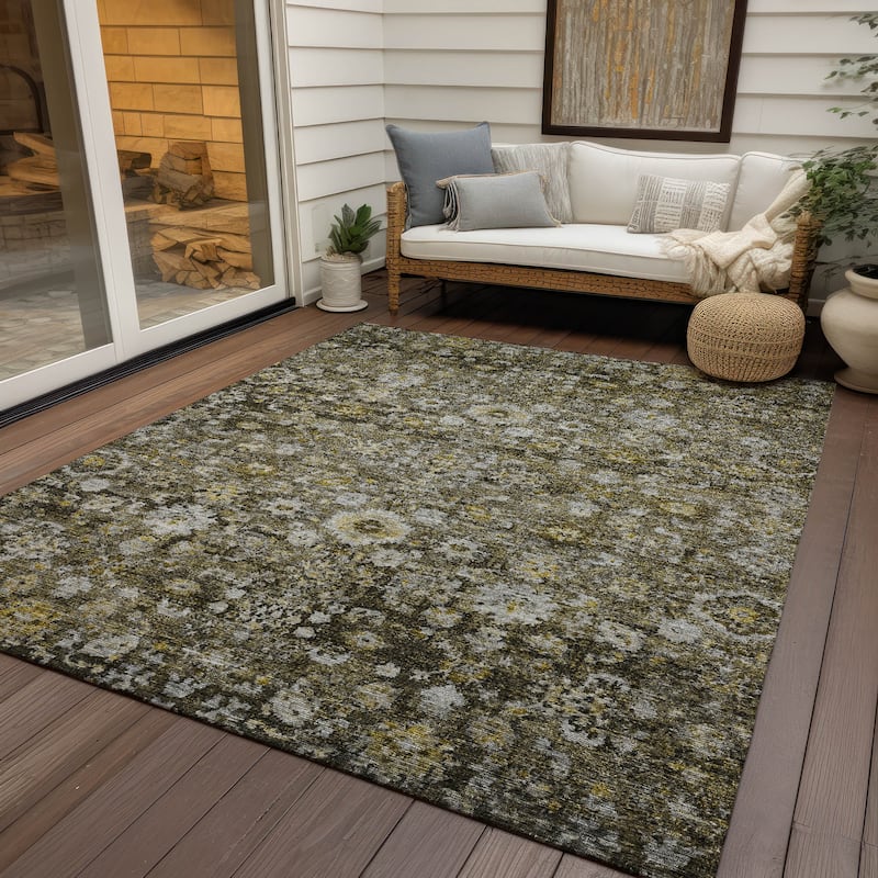 Machine Washable Indoor/ Outdoor Chantille Traditional Vintage Floral Rug