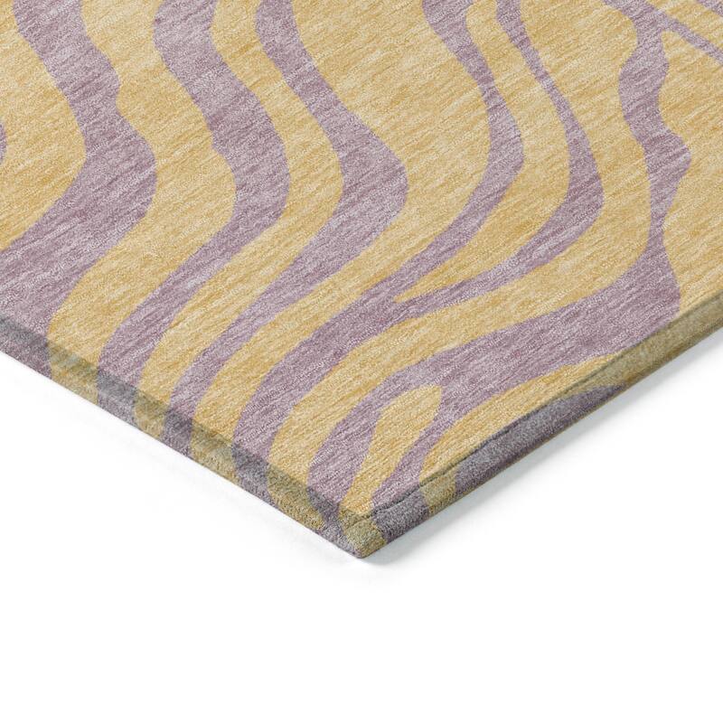 Machine Washable Indoor/ Outdoor Modern Animal Print Chantille Rug